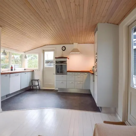 Three-bedroom Holiday In *