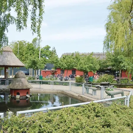 Three-bedroom Holiday In Feriehus